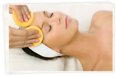 THE CURE: Limpieza facial crono-reparadora de 60´......50.